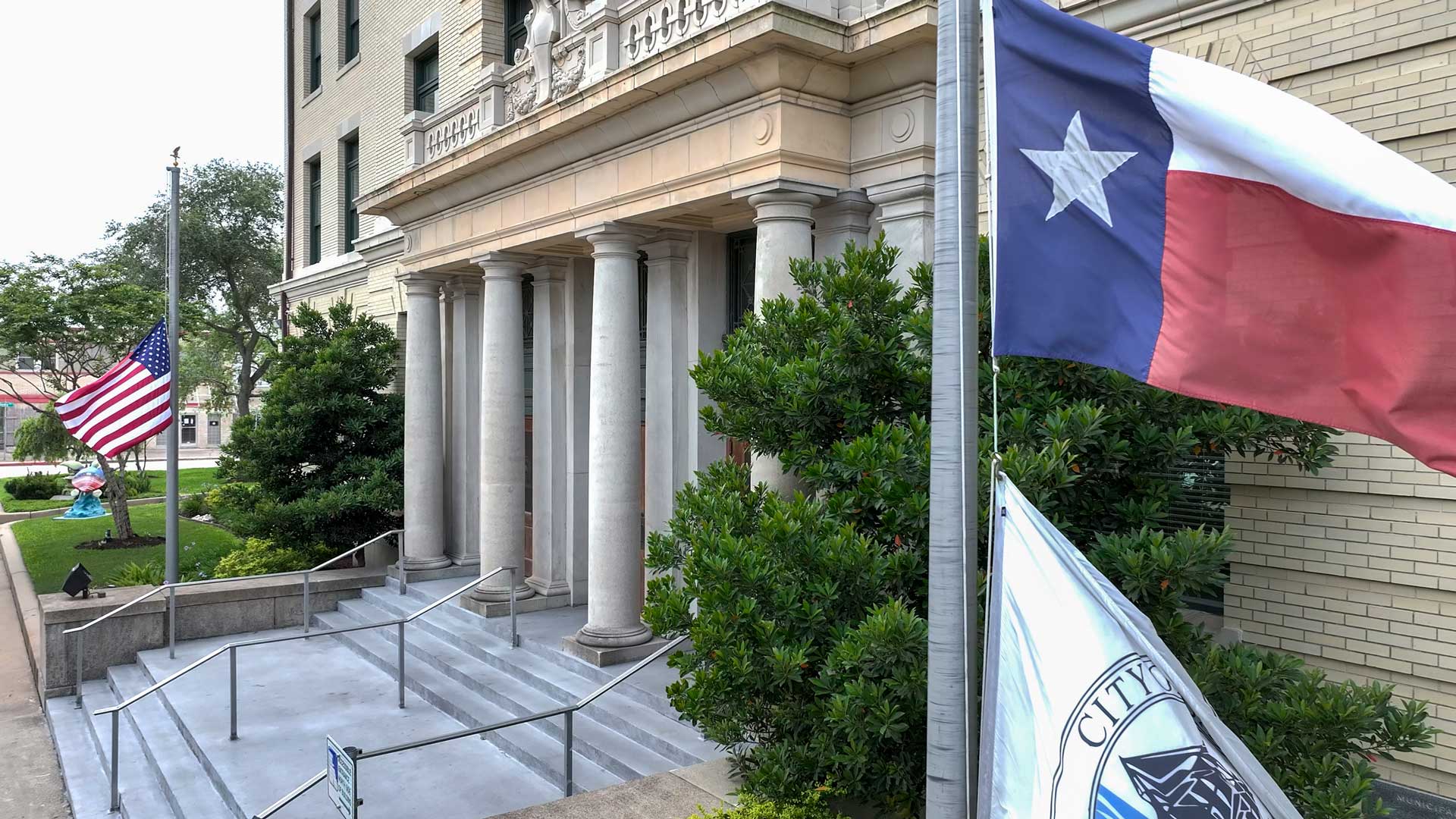 header-city-hall-01