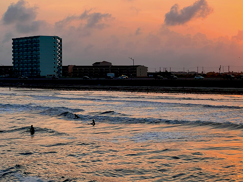 Surfers-1